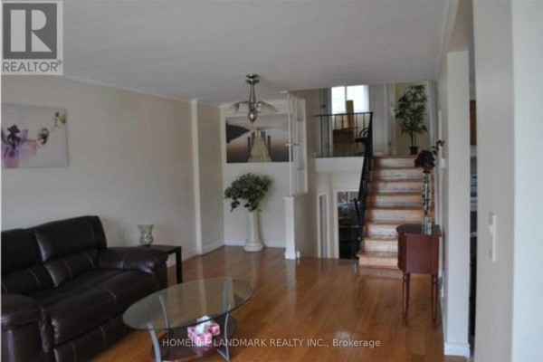 28 Roywood Drive, Toronto, ON, photo 3