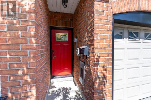 Primary Bedroom - 28 Rumi Crescent, Toronto, ON M4A2X6 Photo 4