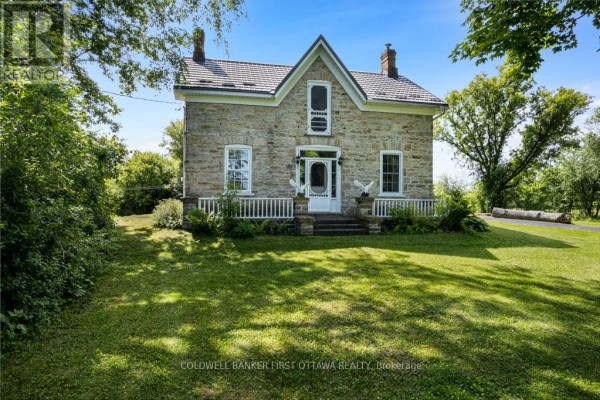 28 South Street, Drummond/north Elmsley, ON K7H2G1 Photo 4