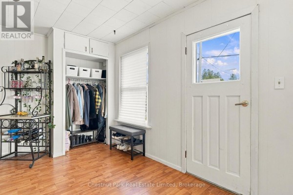 28 Spring Street, Prince Edward County, ON K0K2T0 Photo 4