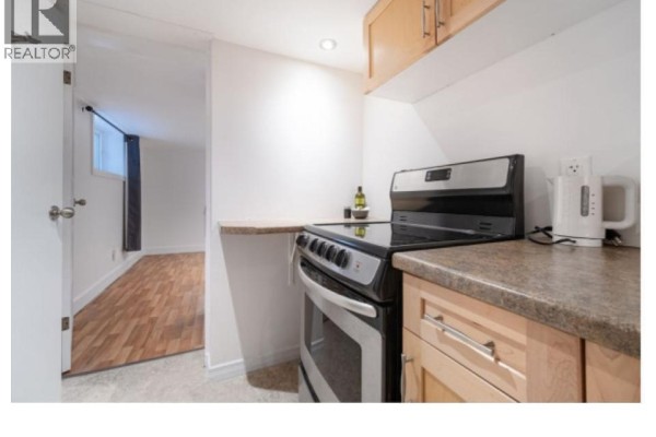 3pc Bathroom - 28 Spring Street W Unit# Lower Level, Waterloo, ON N2L2Z8 Photo 5