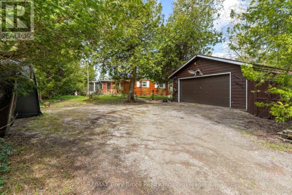 28 Stewarts Point, Northern Bruce Peninsula, ON, photo 3