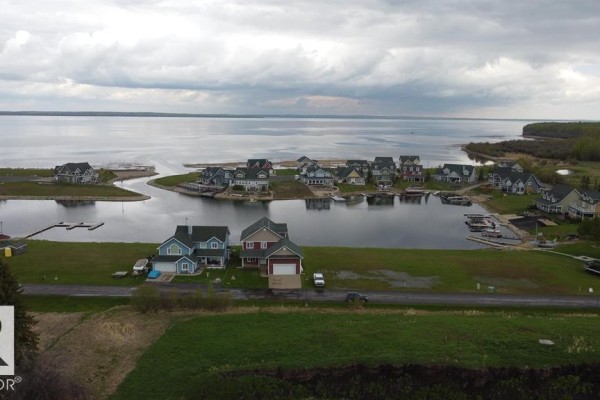 28 Sunset Harbour, Rural Wetaskiwin County, AB, photo 2