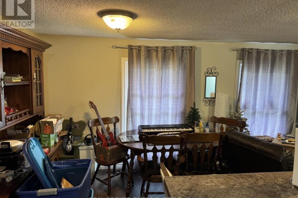 Bedroom 2 - 28 Tara Crescent, Thorold, ON L2V4M1 Photo 5