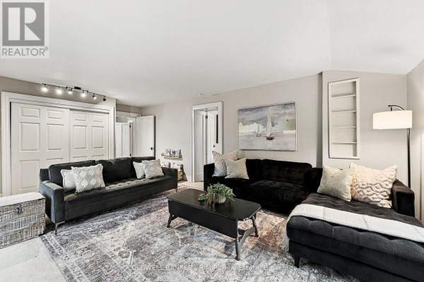 Family room - 28 University Avenue W, Cobourg, ON K9A2G5 Photo 5