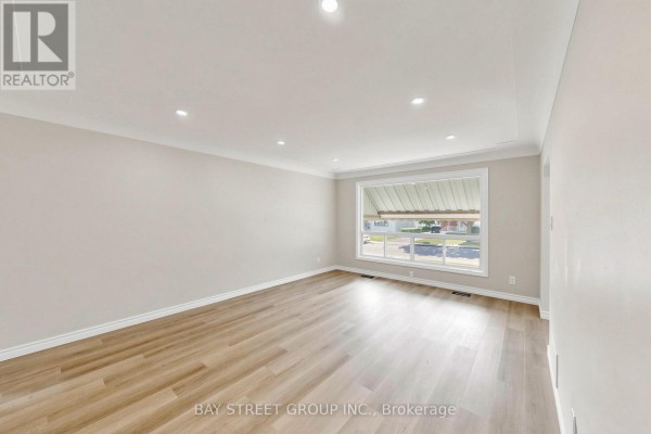 28 Warren Avenue, Hamilton, ON, photo 3