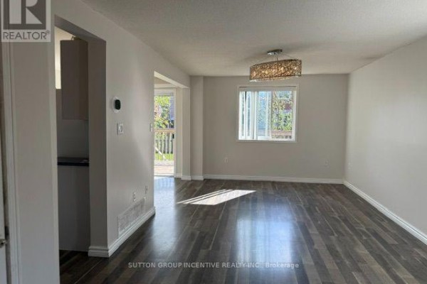 28 Weymouth Road, Barrie, ON L4M6R9 Photo 3