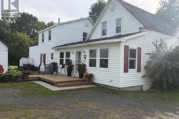 Dining nook - 28 Woodburn Road, Pine Tree, NS B2H5C4 Photo 2
