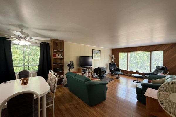 Living room - 280 Poplar Street, Rock Lake, MB R0K0L0 Photo 3