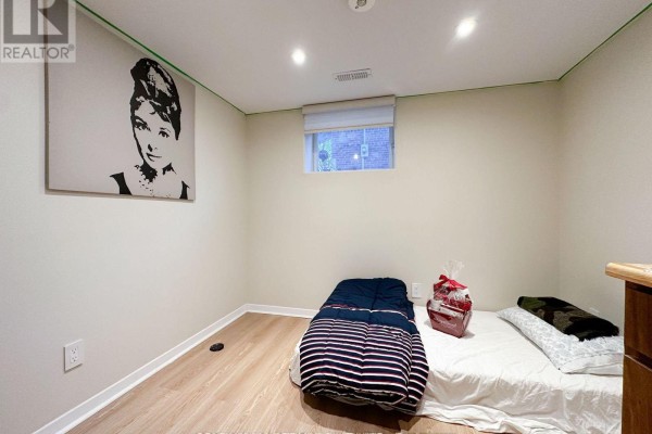 280 Thirtieth Street, Toronto, ON M8W3E3 Photo 4