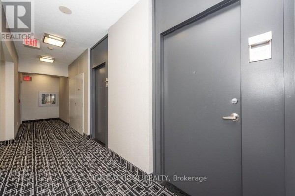 Bedroom 2 - 2802 - 223 Webb Drive, Mississauga, ON L5B0E8 Photo 5