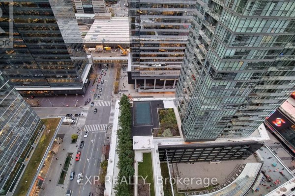 Bedroom - 2802 - 55 Bremner Boulevard, Toronto, ON M5J0A6 Photo 4