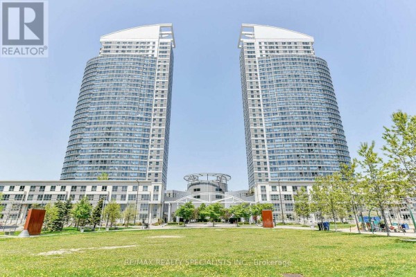 2803 - 38 Lee Centre Drive, Toronto, ON, photo 2