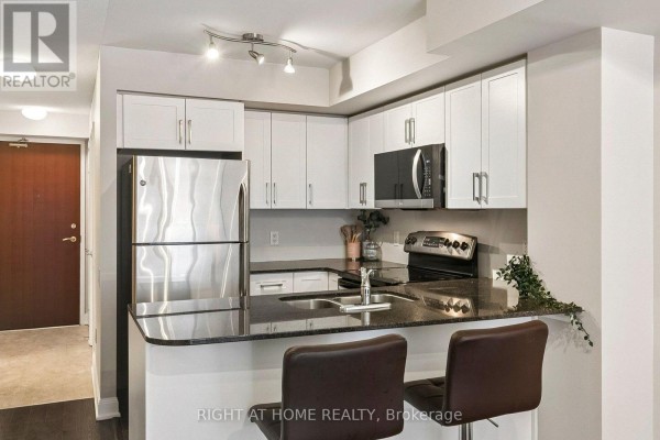 Den - 2804 - 2181 Yonge Street, Toronto, ON M4S2B1 Photo 5