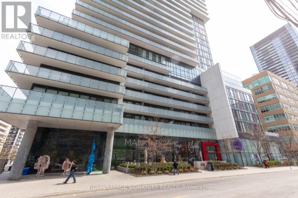Living room - 2805 - 185 Roehampton Avenue, Toronto, ON M4P0C6 Photo 2