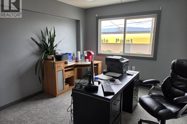 2805 44 Avenue Unit# B, Vernon, BC, photo 3