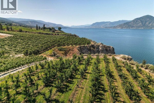 2805 Aikins Loop, Naramata, BC, photo 2