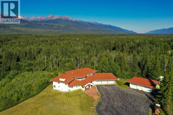 Bedroom 3 - 2805 Morrison Road, Valemount, BC V2L5B5 Photo 2