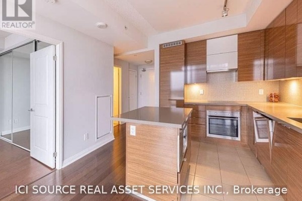 2806 - 59 Annie Craig Drive, Toronto, ON M8V0C4 Photo 5