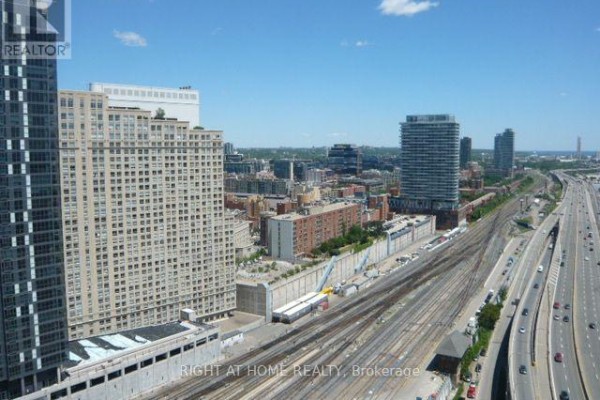 2807 - 18 Yonge Street, Toronto, ON, photo 2