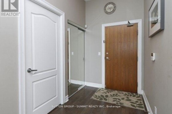 Dining room - 2807 - 33 Elm Drive, Mississauga, ON L5B4M2 Photo 2