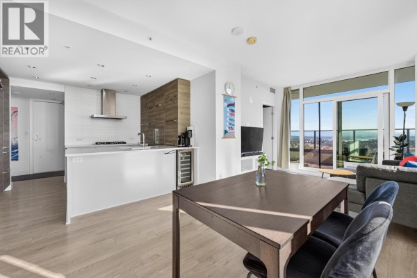 2807 7388 Kingsway, Burnaby, BC V3N0G9 Photo 4