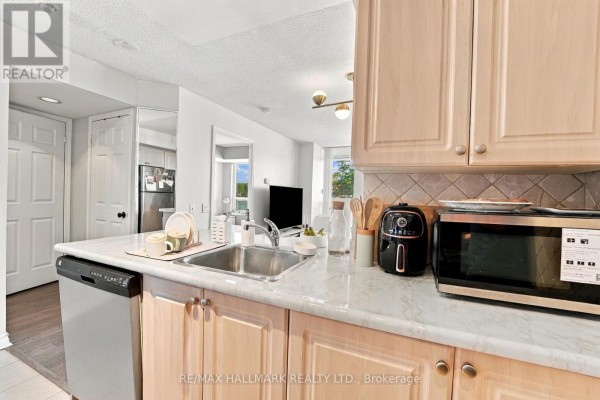 2808 - 153 Beecroft Road, Toronto, ON, photo 3