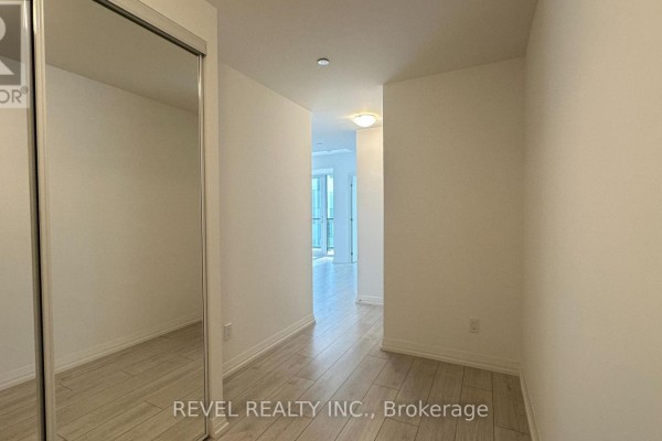 2808 - 400 King Street W, Toronto, ON M5V0X8 Photo 2