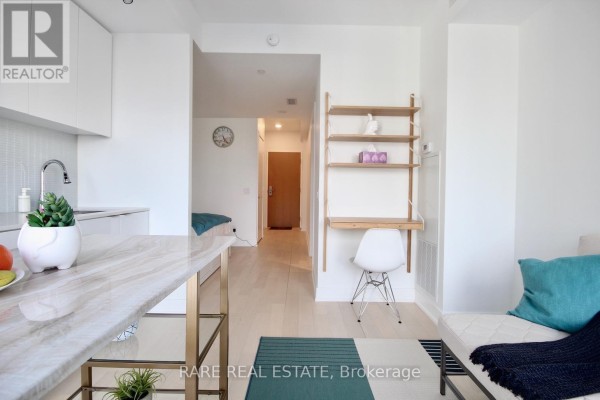 Den - 2808 - 7 Grenville Street, Toronto, ON M4Y0E9 Photo 4