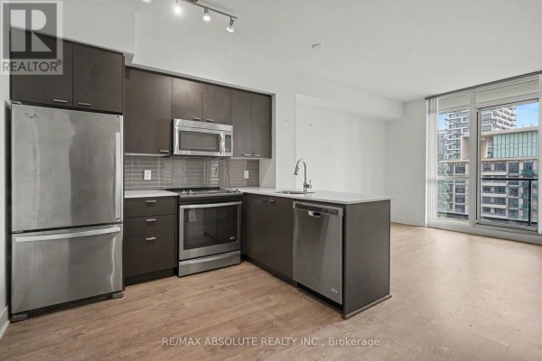2809 - 30 Roehampton Avenue, Toronto, ON M4P0B9 Photo 4