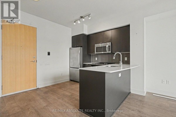 2809 - 30 Roehampton Avenue, Toronto, ON M4P0B9 Photo 5
