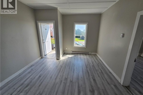 281-283 Wentworth Street, Saint John, NB E2L2T9 Photo 3