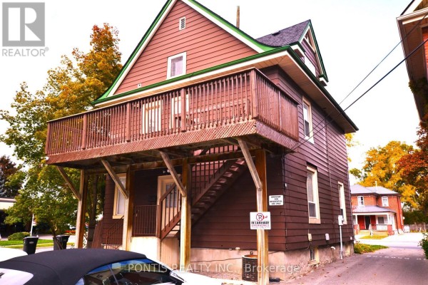 Kitchen - 281 Main Street N, Brampton, ON L6X1N4 Photo 4