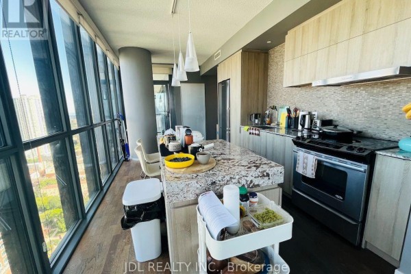 2810 - 101 Charles Street E, Toronto, ON M4Y1V2 Photo 5