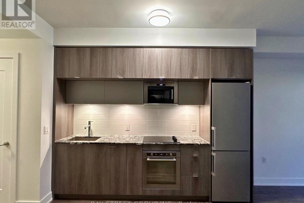 2811 - 575 Bloor Street E, Toronto, ON M4W0B2 Photo 3