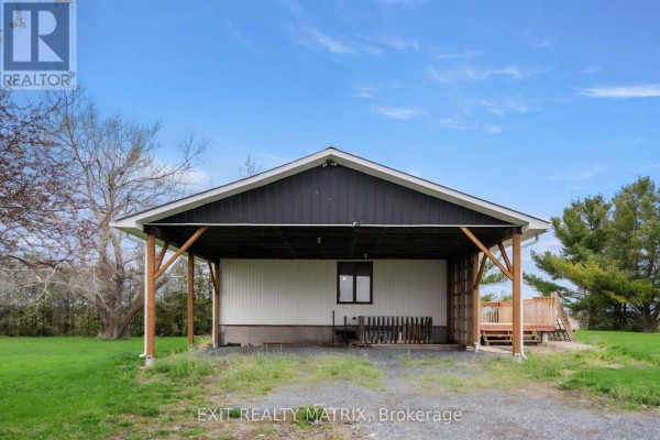 2811-2815 Rolland Massie Road, North Glengarry, ON, photo 2