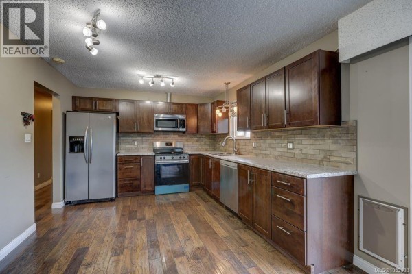 Storage - 282 Harwell Rd, Nanaimo, BC V9R6T9 Photo 3