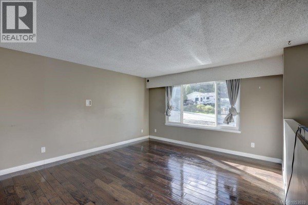 Bedroom - 282 Harwell Rd, Nanaimo, BC V9R6T9 Photo 5