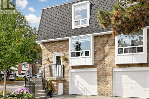 282 Royal Orchard Boulevard, Markham, ON L3T3E7 Photo 2