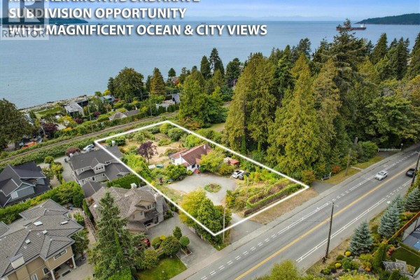 2820 Marine Drive, West Vancouver, BC V7V1L9 Photo 2