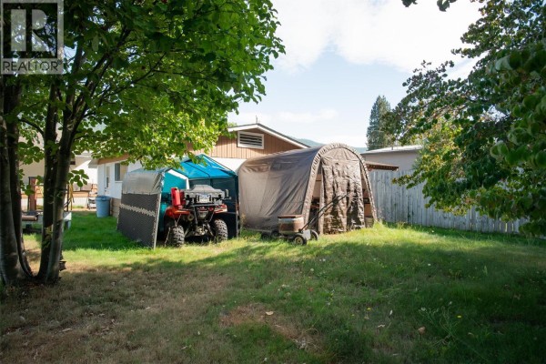 2828 9th Avenue, Castlegar, BC, photo 3