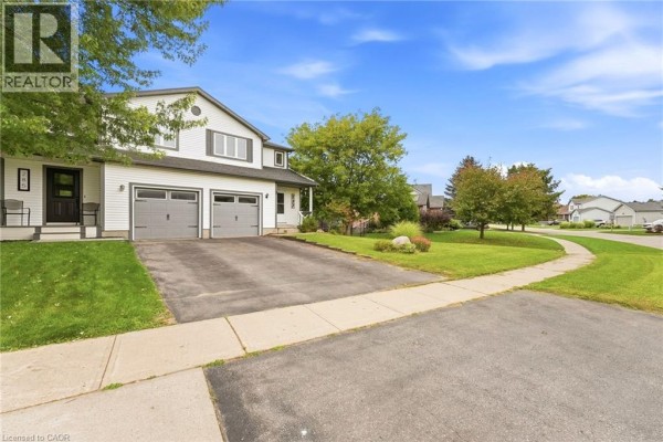 Recreation room - 283 Fennel Street, Plattsville, ON N0J1S0 Photo 2