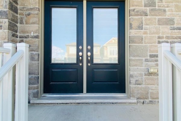 283 Rosenberg Way, Kitchener, ON, photo 2