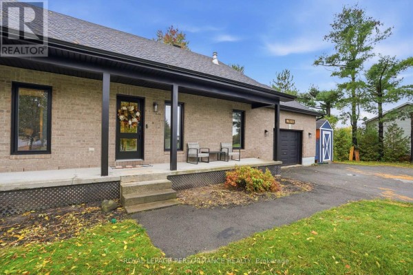 Kitchen - 2830 St-pascal Road, Clarence Rockland, ON K0A3N0 Photo 3