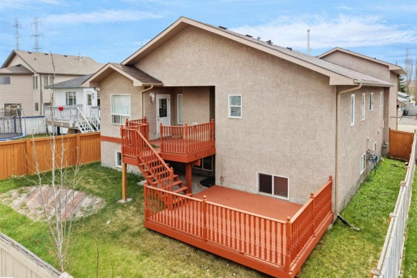 Dining room - 2832 36b Av Nw, Edmonton, AB T6T1N4 Photo 2