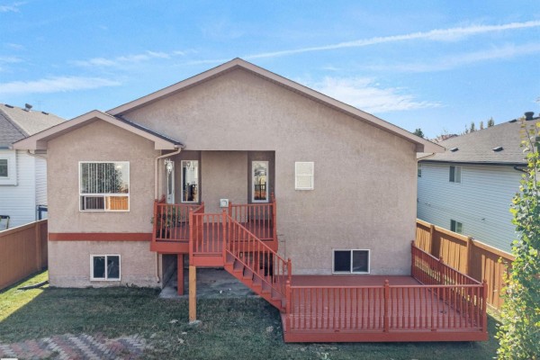 Kitchen - 2832 36b Av Nw, Edmonton, AB T6T1N4 Photo 3