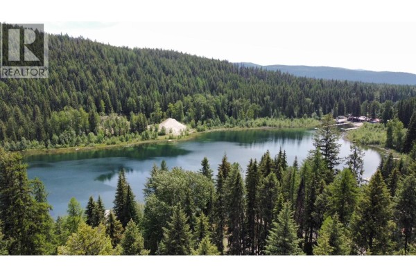 2832 Jewel Lake Road, Jewel Lake, BC, photo 3