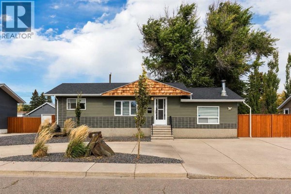 2835 11 Avenue S, Lethbridge