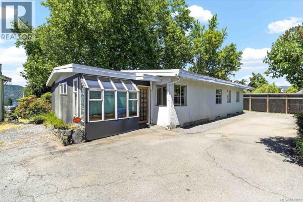 Storage - 2836 7th Ave, Port Alberni, BC V9Y2J4 Photo 3