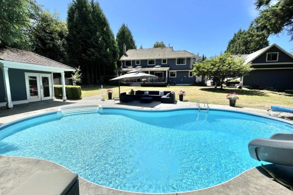 2836 Country Woods Drive, Surrey, BC V3Z0E8 Photo 3